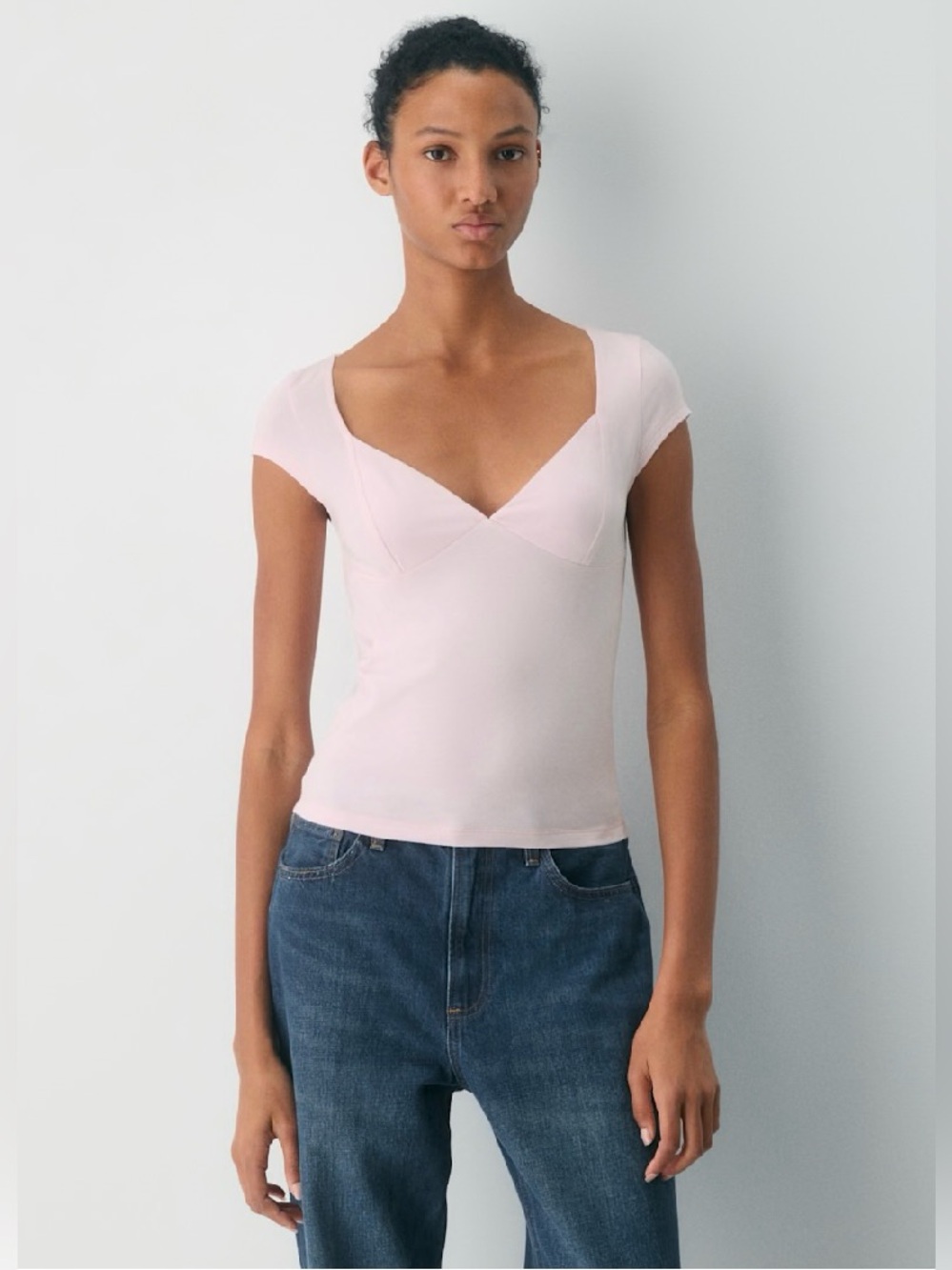 Aritzia Cap Sleeve Sweetheart Tee